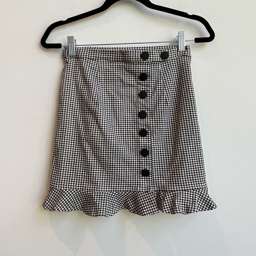 About Us / Revolve Gingham ‘Loren’ Mini Skirt - Small